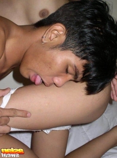 Молодожены занимаются сексом 7 фото