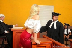 Групповушка в суде 2 фото